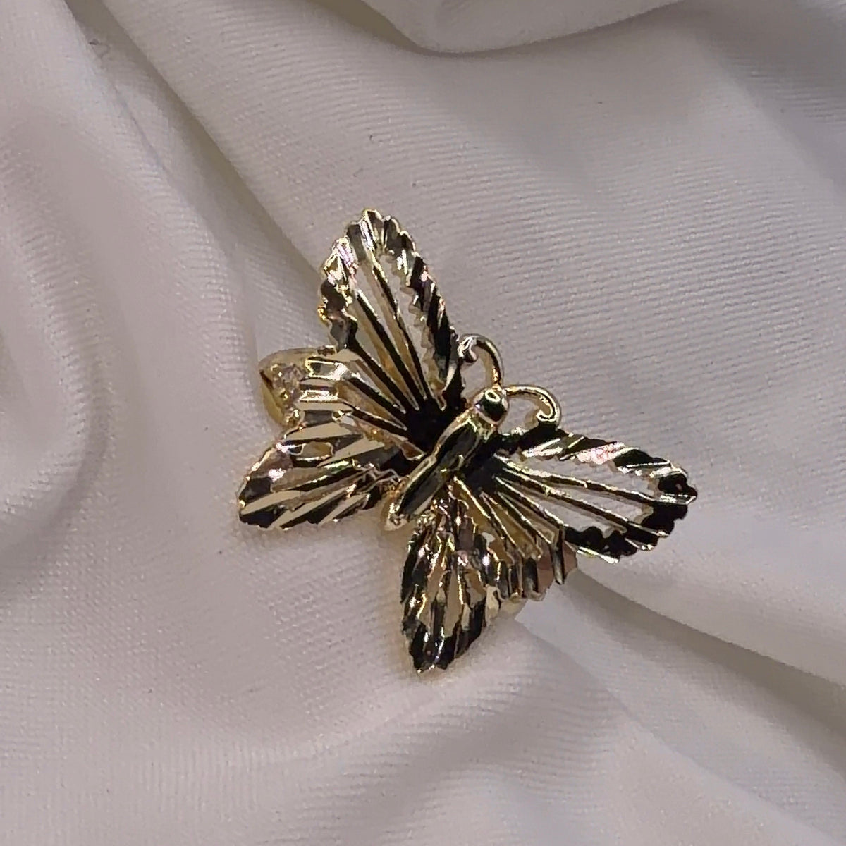 Papillion Ring